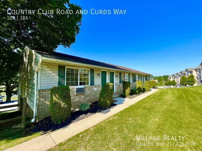 Building Photo - 681 Country Club Rd