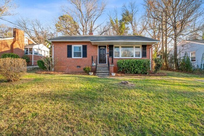 Building Photo - Adorable Brick Ranch Home in the Desirable Lindley Park Area! Updated, Hardwood Floors, Fenced!