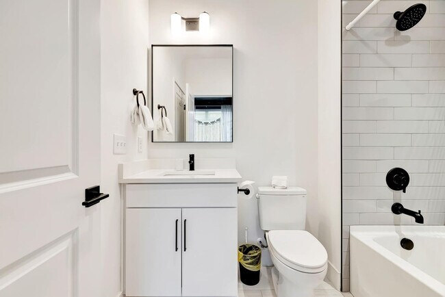 Building Photo - 1313 Baptist World Center Dr