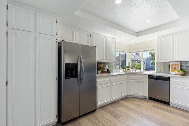 Building Photo - Spacious Alameda Brittany Bay Landing Town...