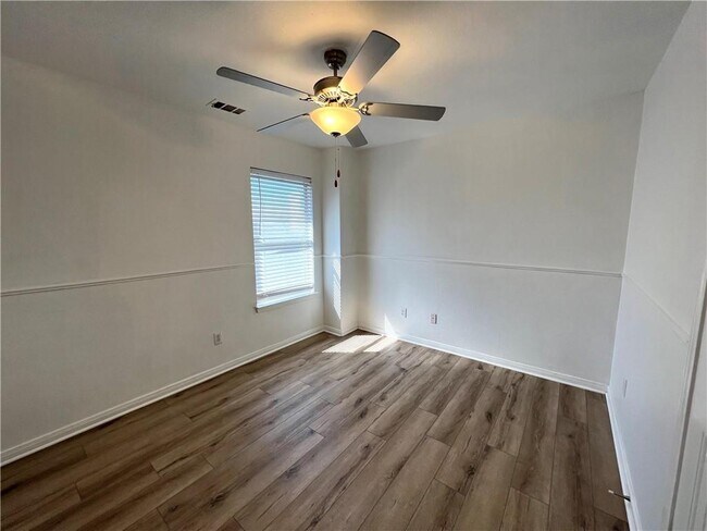 Building Photo - 3102 Dawn Mesa Ct