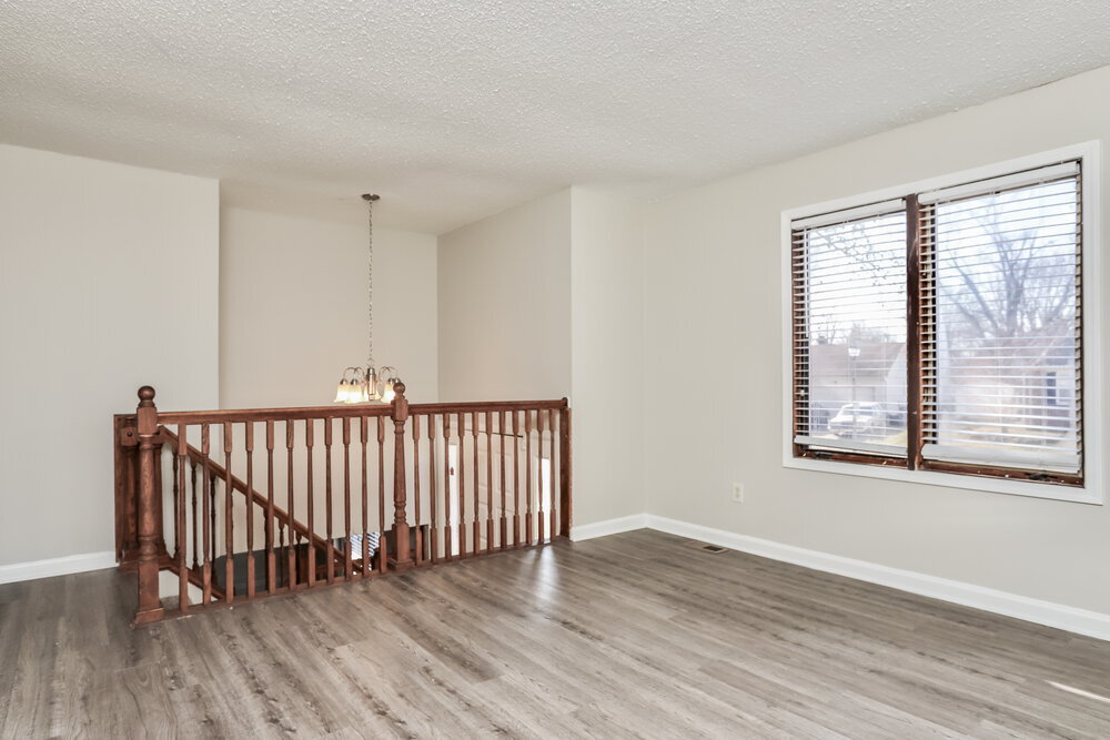 Building Photo - 1253 Advance Dr