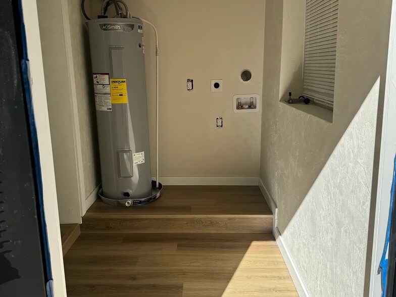 Building Photo - 2335 SE 46th Ter