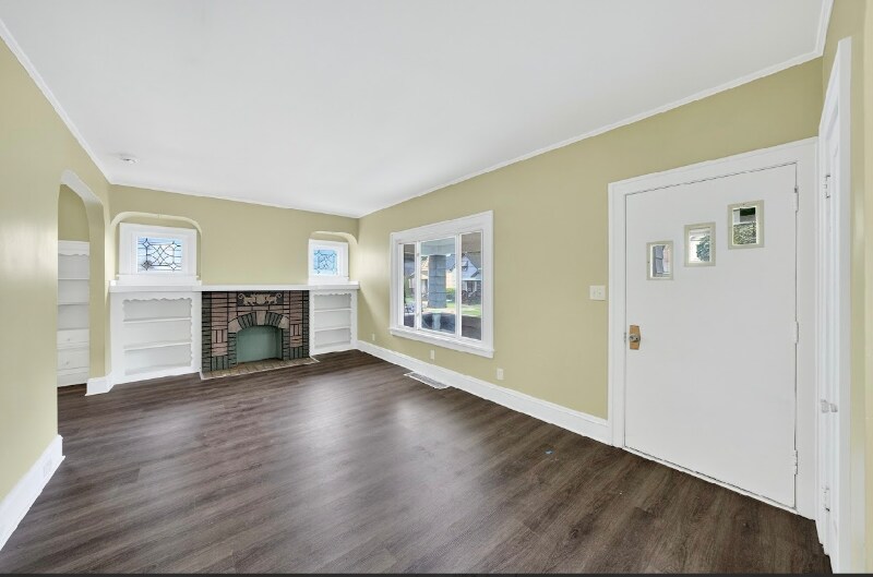 Building Photo - 4200 Cullen Dr