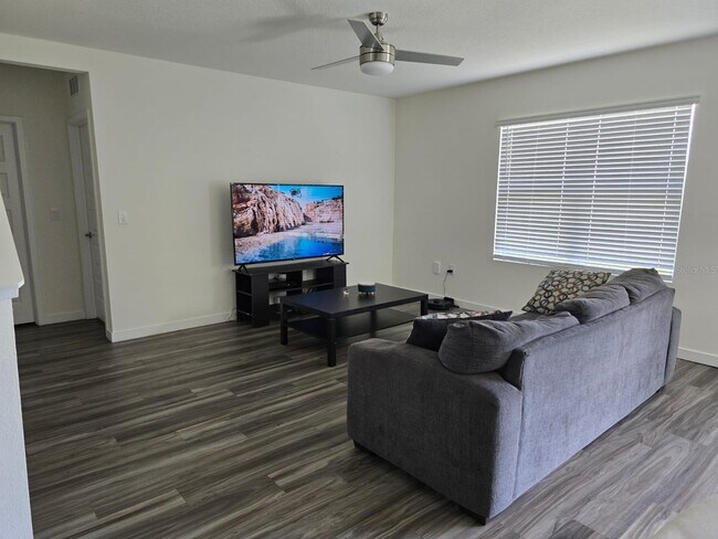 Building Photo - 416 Talisi Lp