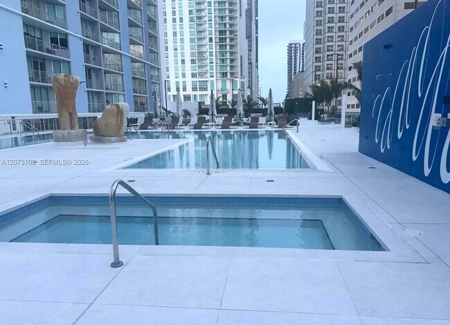 Building Photo - 335 S Biscayne Blvd