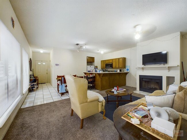 Building Photo - 4111 Speedway