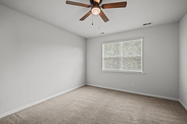 Building Photo - 72 Knotty Ct