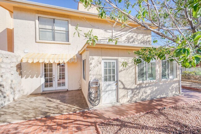Building Photo - 763 Espada Dr
