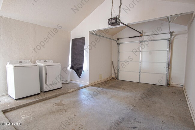 Building Photo - 14140 Robert Ituarte Dr