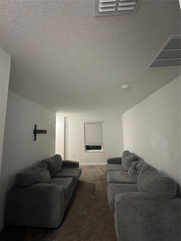 Building Photo - 843 Timberland Dr