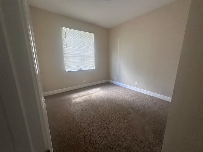 Building Photo - 3569 Forest Hill Blvd