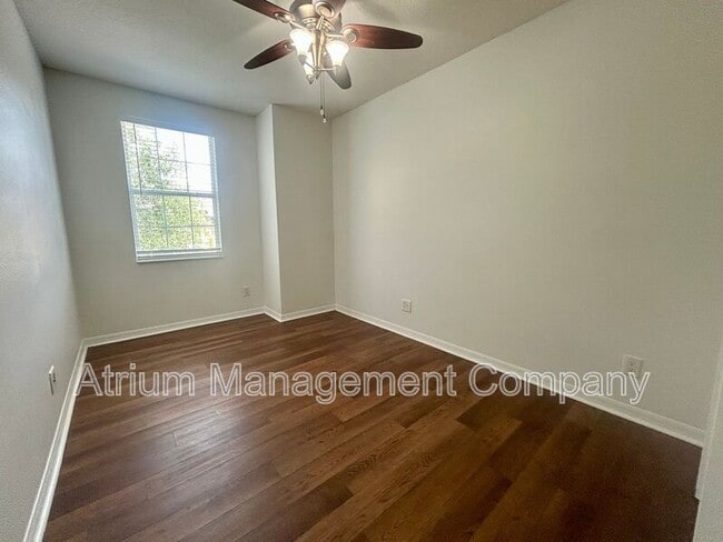 Building Photo - 12805 Avelar Manor Pl
