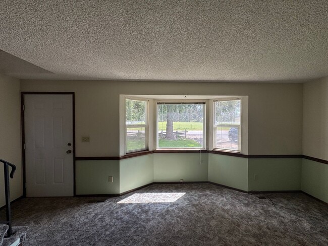 Building Photo - Delightful 4 Bed, 2 Bath Home in Spokane V...