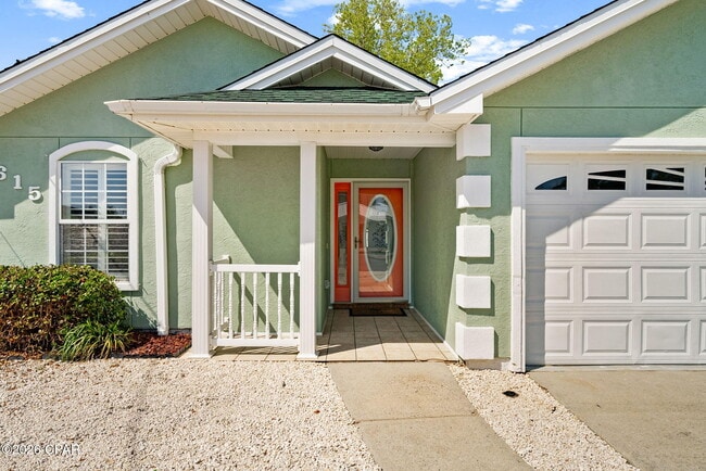 Building Photo - 615 Poinsettia Ct