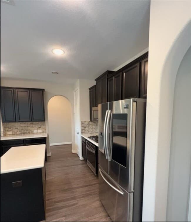 Building Photo - 14615 Birchwood Falls Trail