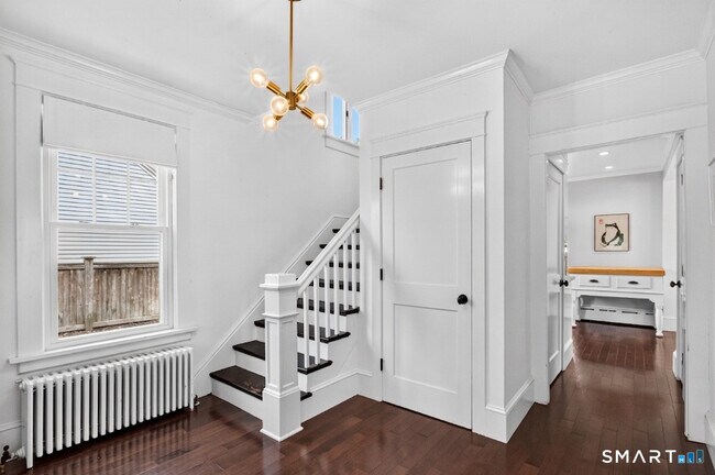 Building Photo - 42 Treadwell Ave