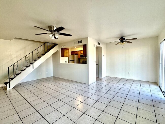 Building Photo - 6536 Calle La Paz