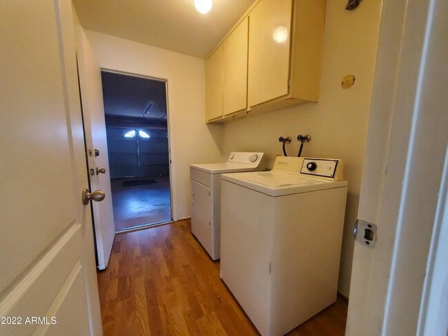 Building Photo - 5041 E Mesquite Wood Ct