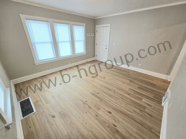 Building Photo - 3502 67th St