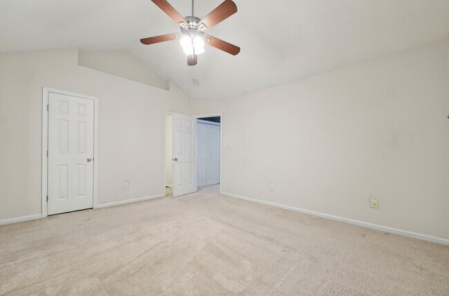 Building Photo - 901 Pine Mill Ct