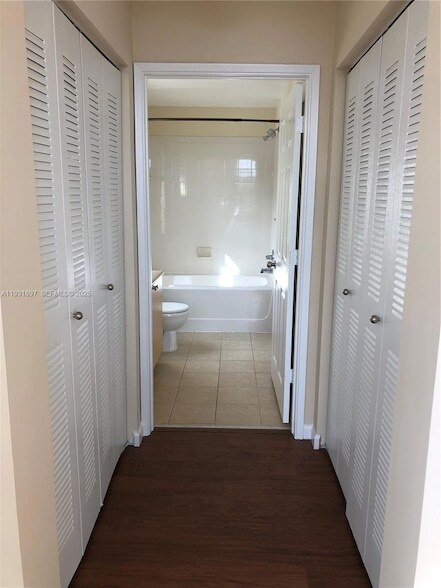 Building Photo - 1900 Van Buren St