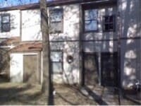 Building Photo - 506 Bromley Estate