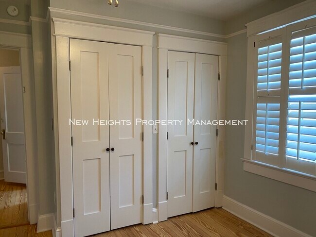 Building Photo - 301 Broad St