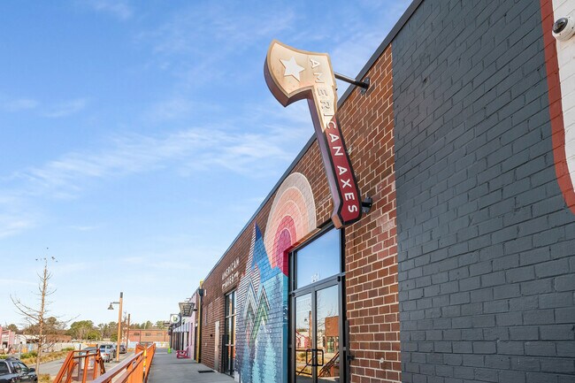 Building Photo - 1101 Collier Rd NW
