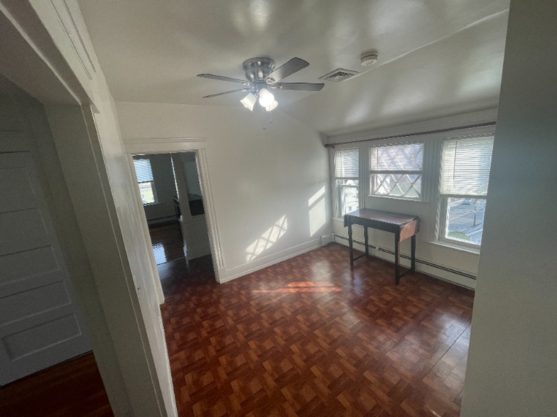 Building Photo - 26 Ames St