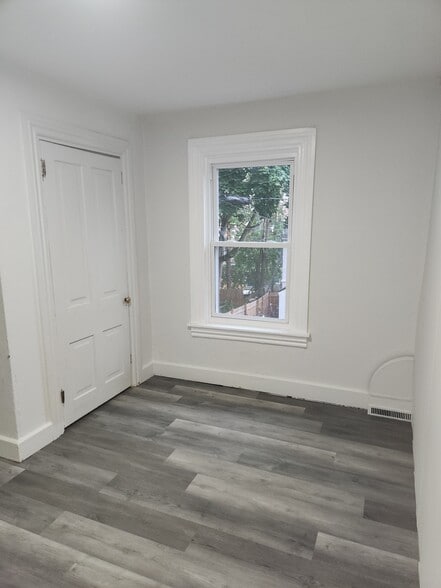 Building Photo - 411 S Arch St