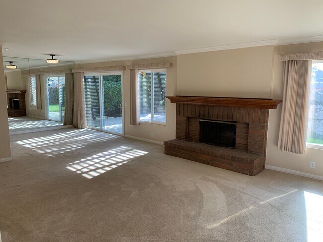 Building Photo - Great Home, Great Location, Great Neighborhood