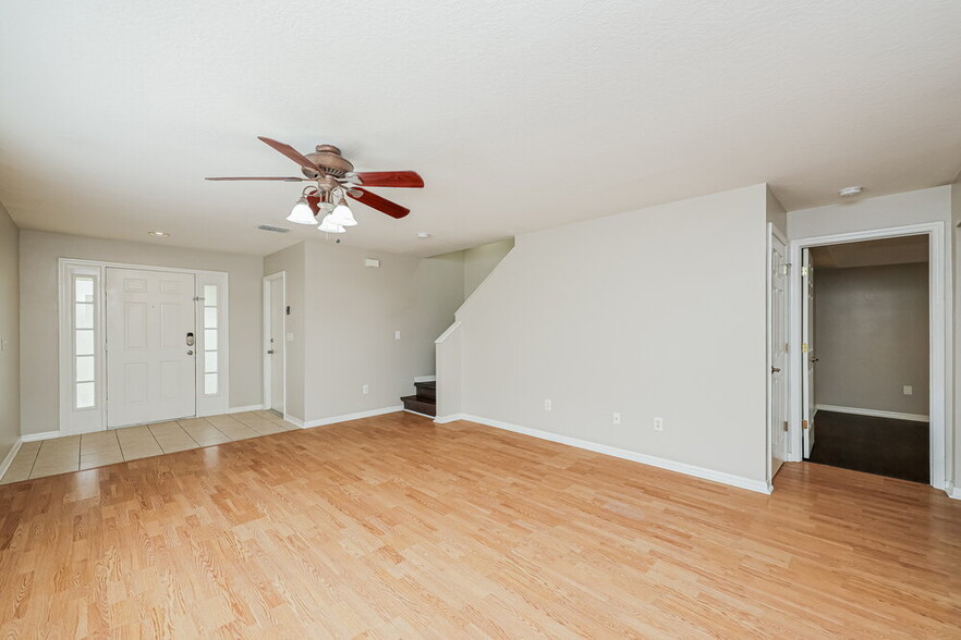 Building Photo - 6009 Kiteridge Dr