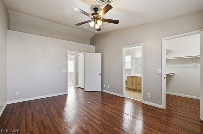 Building Photo - 808 Majestic Rock Cir