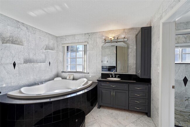 Building Photo - 8881 NW 189th Terrace