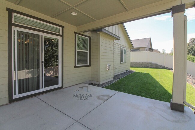 Building Photo - 5038 W 28th Ave