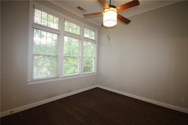 Building Photo - 1258 DeKalb Ave NE