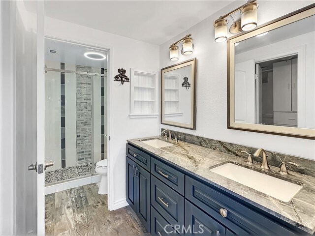 Building Photo - 24412 Lantern Hill Dr