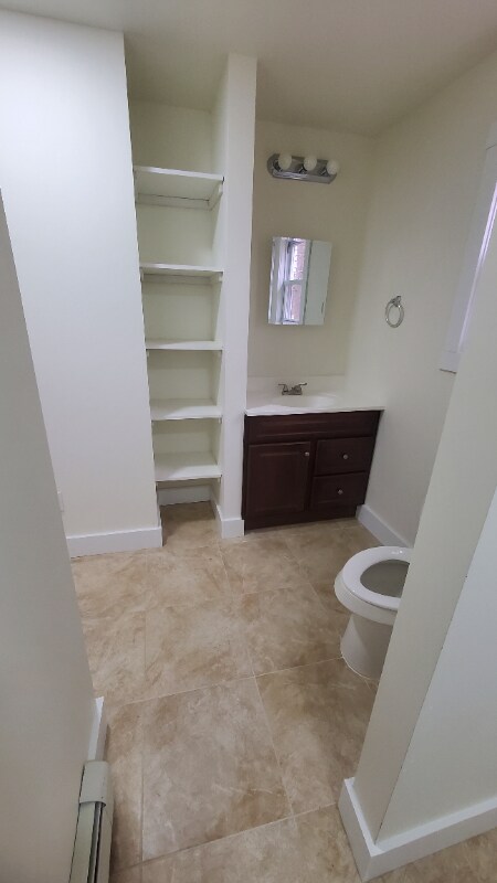 Building Photo - 652 NY-17M