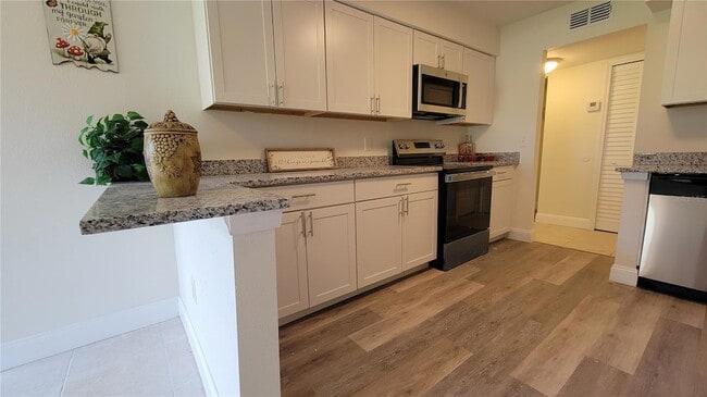 Building Photo - 4403 S Semoran Blvd