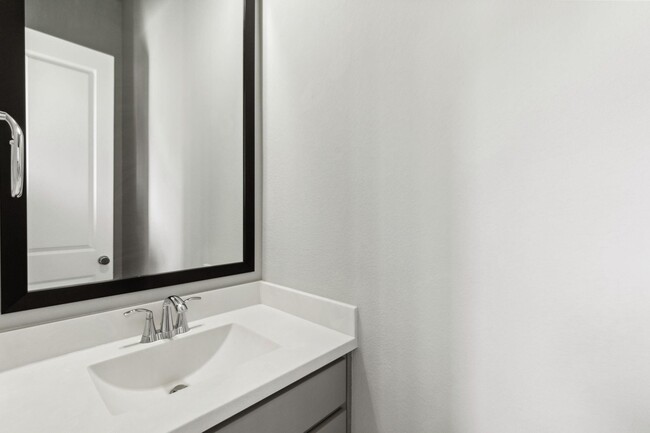 Building Photo - 4131 Sandhills Ln