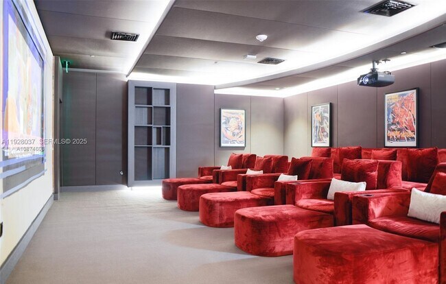 Building Photo - 1000 Brickell Plaza