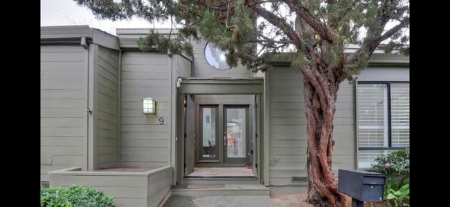 Primary Photo - Spacious and beautiful 3 bedroom 2 bath ho...