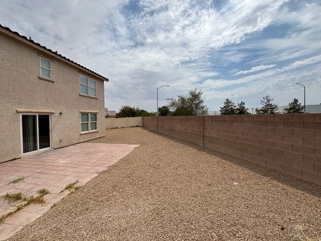 Building Photo - 1729 Ronzard Ave