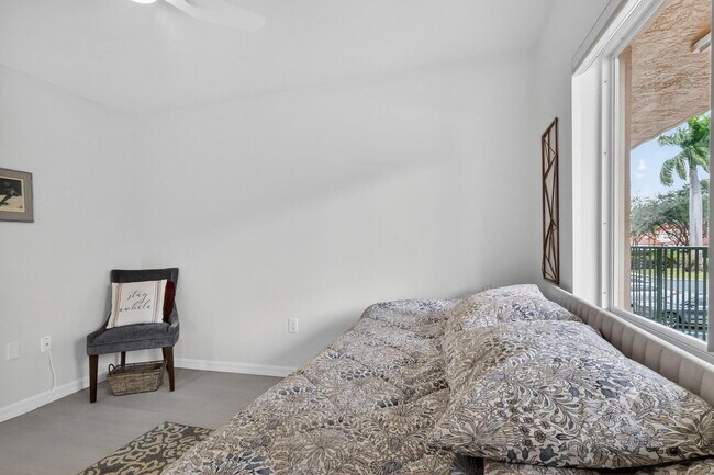 Building Photo - 12547 Imperial Isle Dr