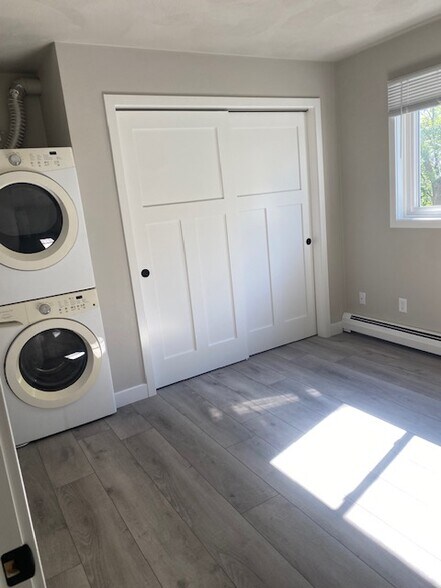 Building Photo - 2881 Cimarron Trl