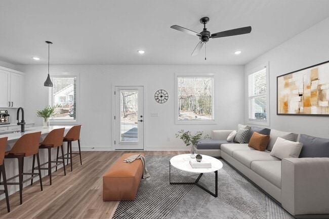 Building Photo - Luxurious Newly Built 3BD, 4BA Downtown Raleigh Townhome with Spacious Balcony and Natural Light ...