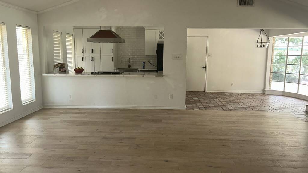 Building Photo - 144 Sunset Dr