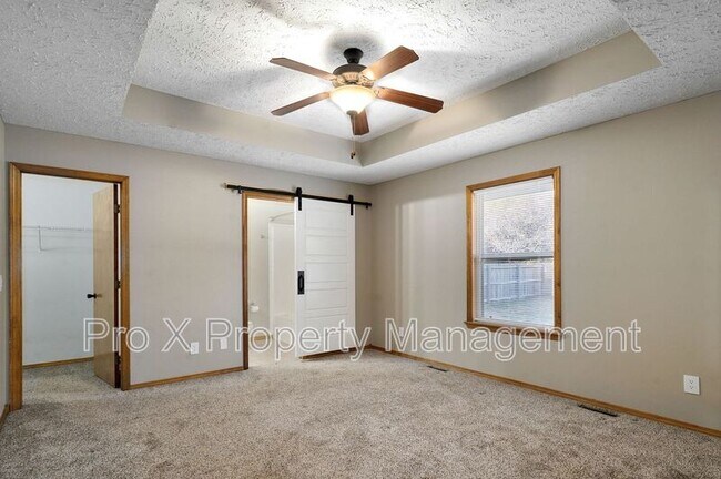 Building Photo - 4223 W Madison St