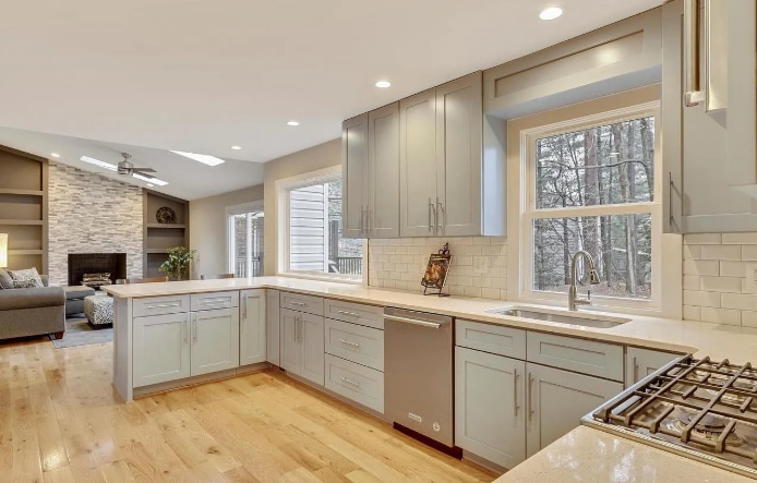Building Photo - 705 Symphony Woods Dr